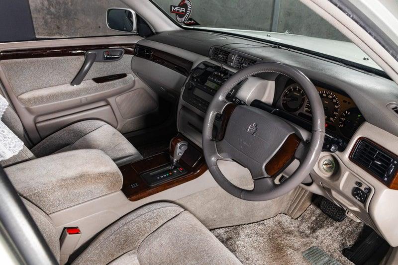 2001 Toyota Crown