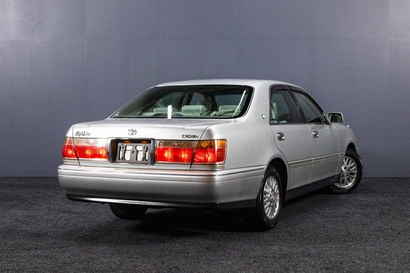 2001 Toyota Crown