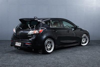 2013 Mazda Axela - Thumbnail