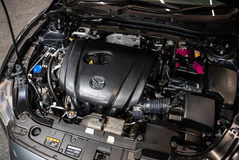 2014 Mazda Atenza