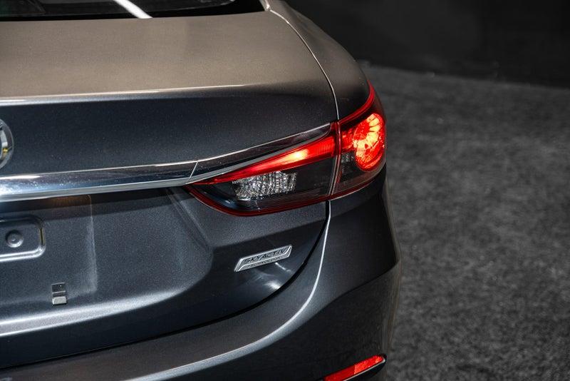 2014 Mazda Atenza