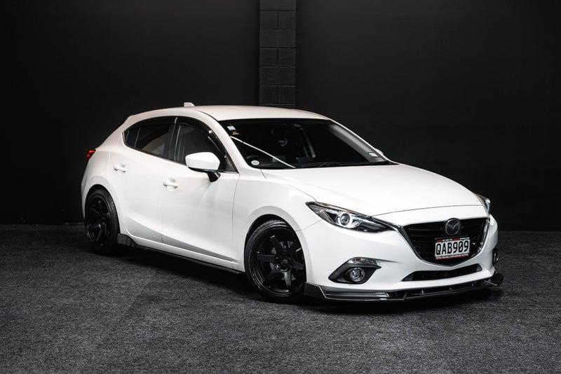 2014 Mazda Axela