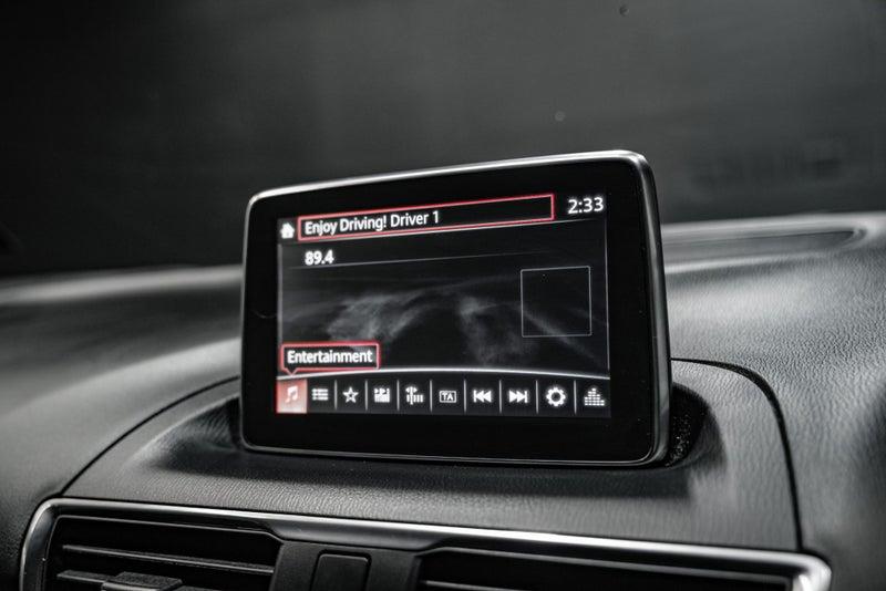 2014 Mazda Axela