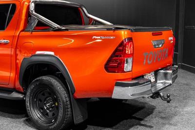 2017 Toyota Hilux - Thumbnail