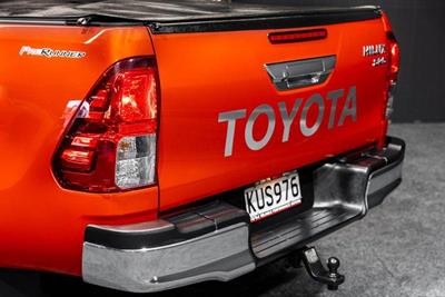 2017 Toyota Hilux - Thumbnail