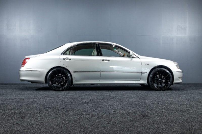 2005 Toyota Crown