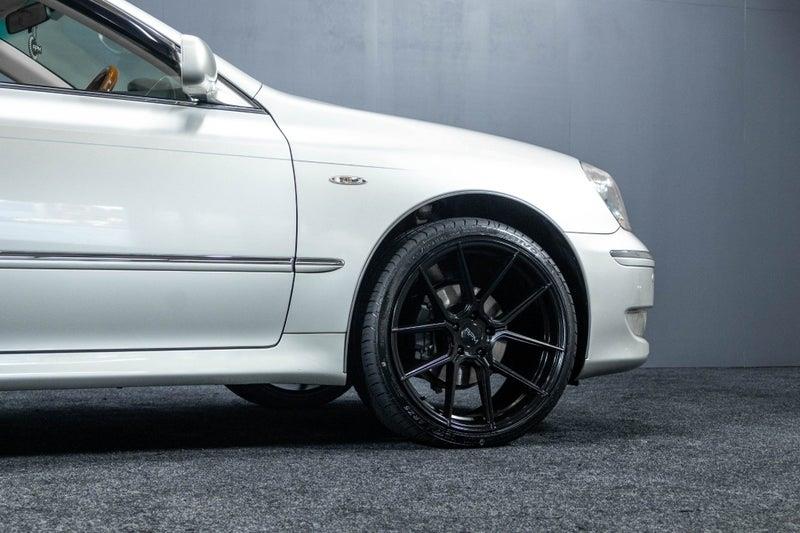 2005 Toyota Crown