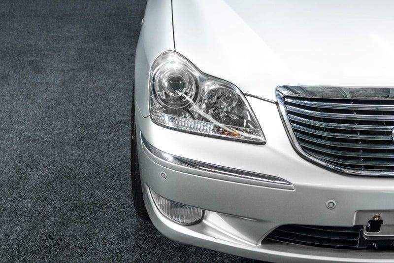 2005 Toyota Crown