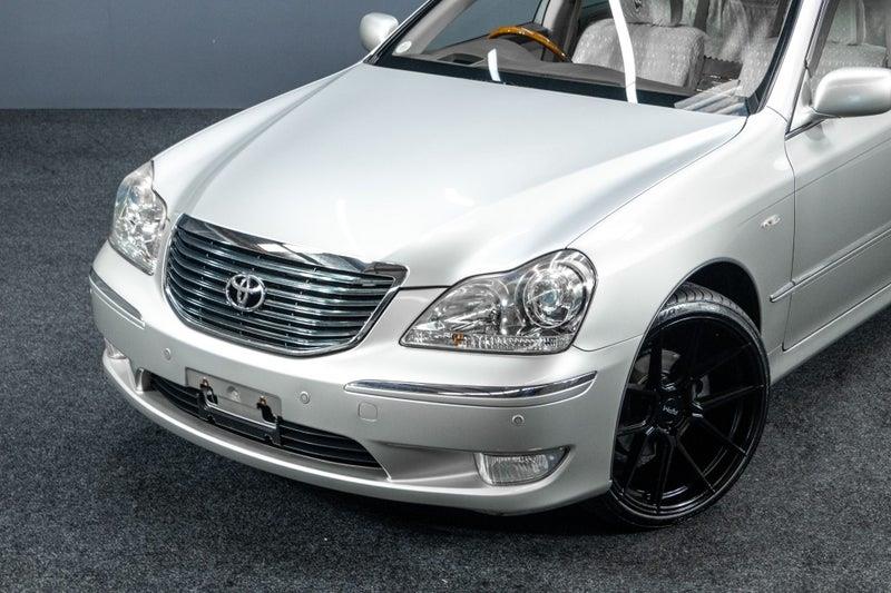 2005 Toyota Crown