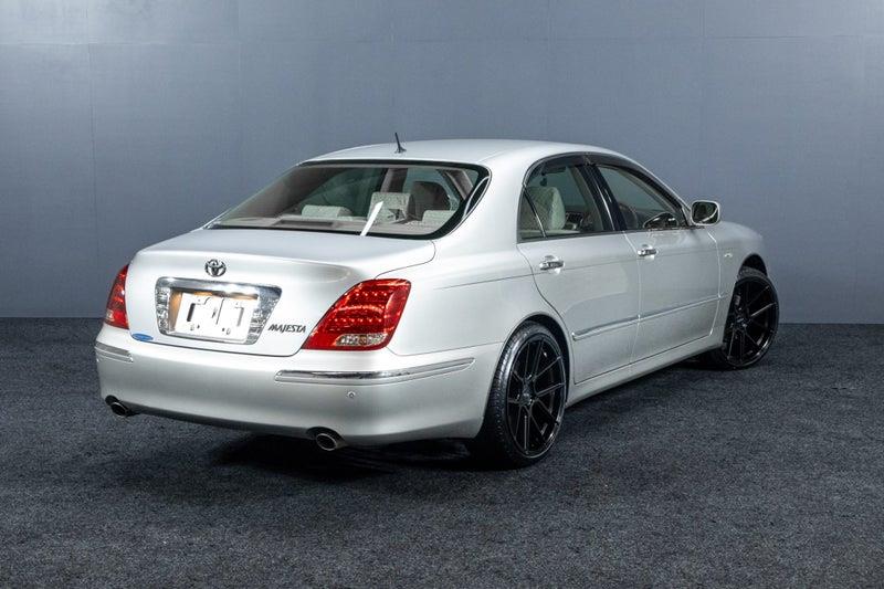 2005 Toyota Crown
