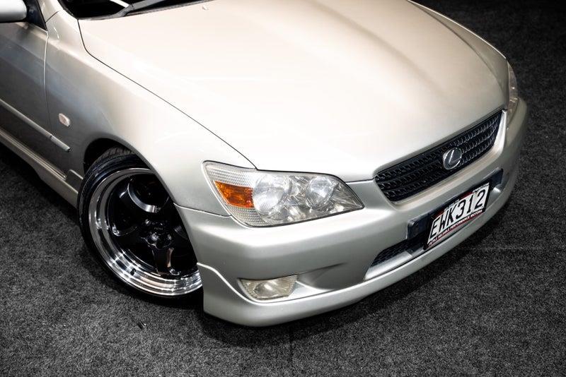 2003 Lexus IS 200