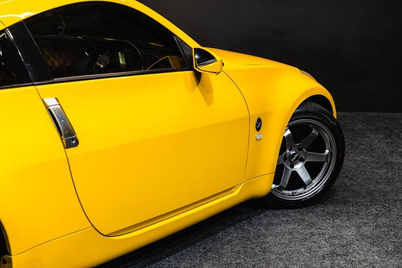 2004 Nissan Fairlady