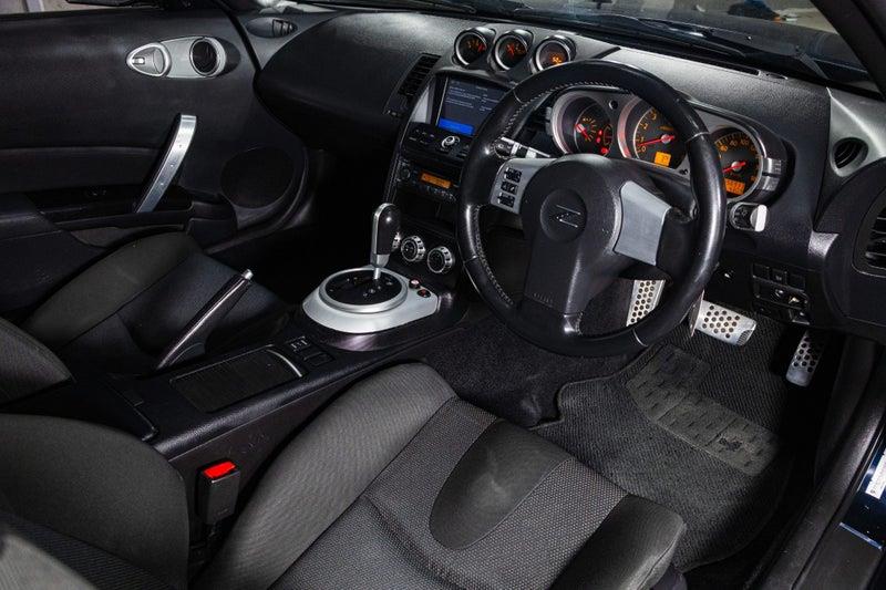 2007 Nissan Fairlady