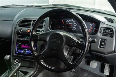 1996 Nissan Skyline - Thumbnail