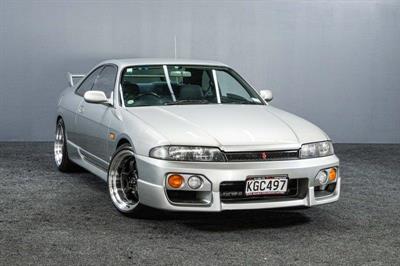 1996 Nissan Skyline - Thumbnail