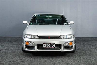 1996 Nissan Skyline - Thumbnail