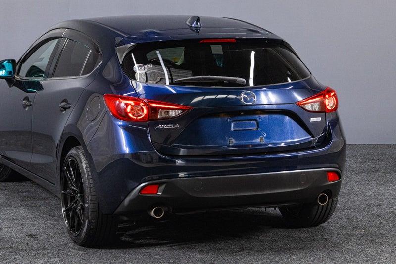 2013 Mazda Axela