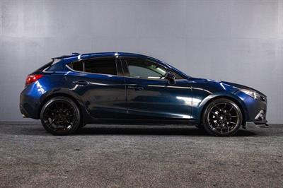 2013 Mazda Axela - Thumbnail