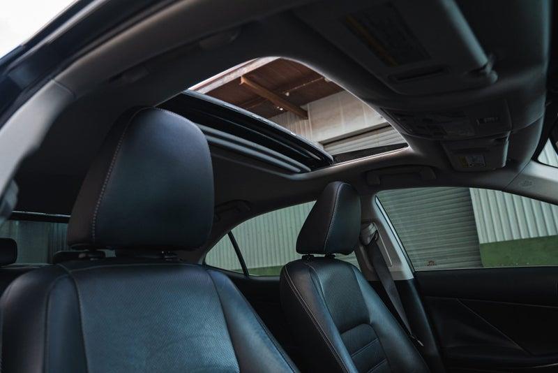 2013 Lexus IS 300h
