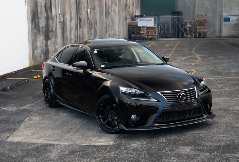 2013 Lexus IS 300h