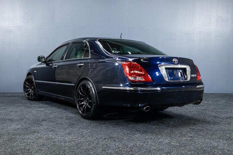 2005 Toyota Crown