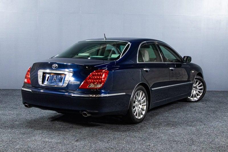 2005 Toyota Crown