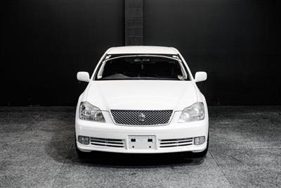2005 Toyota Crown - Thumbnail
