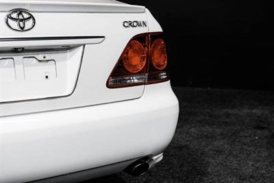 2005 Toyota Crown - Thumbnail