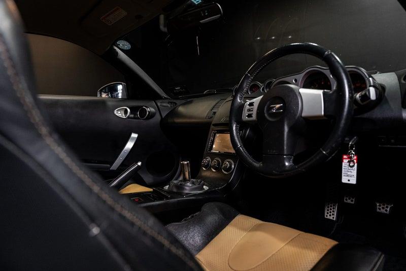 2005 Nissan Fairlady
