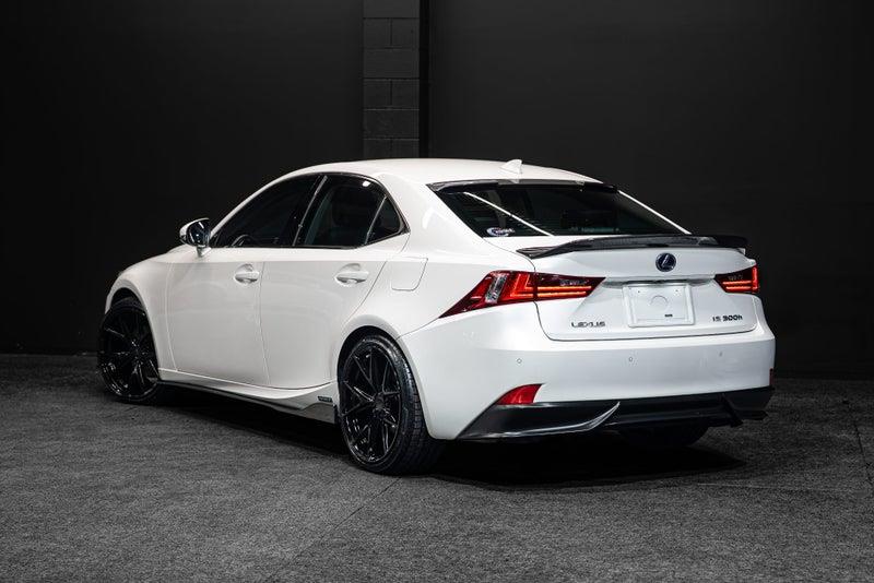 2013 Lexus IS 300h