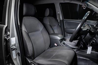 2012 Toyota Hilux - Thumbnail