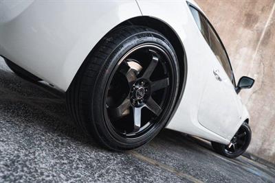 2017 Toyota 86 - Thumbnail