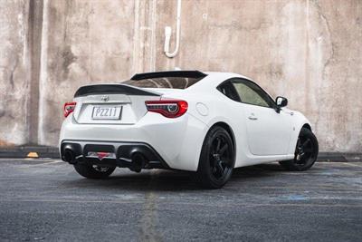 2017 Toyota 86 - Thumbnail