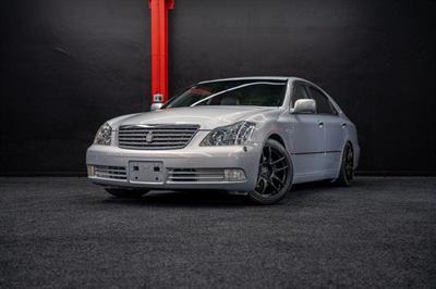 2005 Toyota Crown