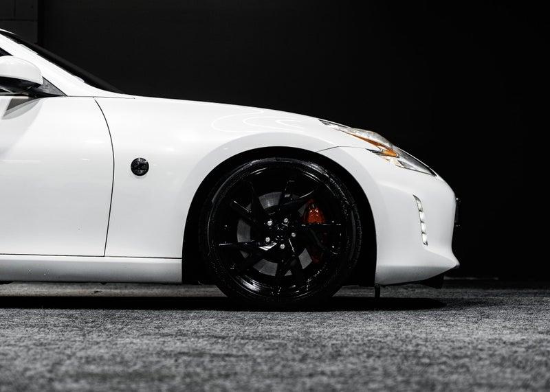 2014 Nissan Fairlady