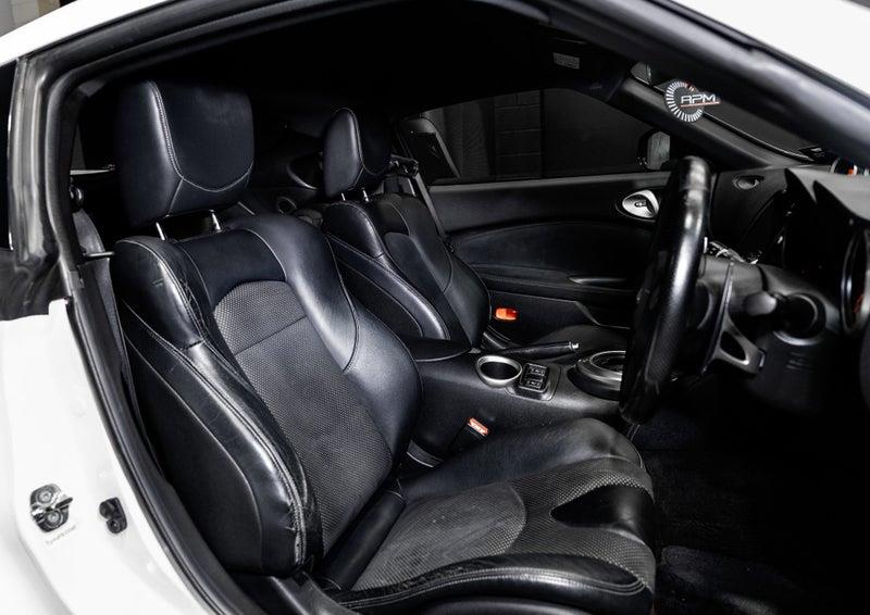 2014 Nissan Fairlady