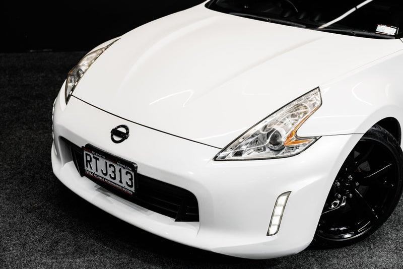 2014 Nissan Fairlady