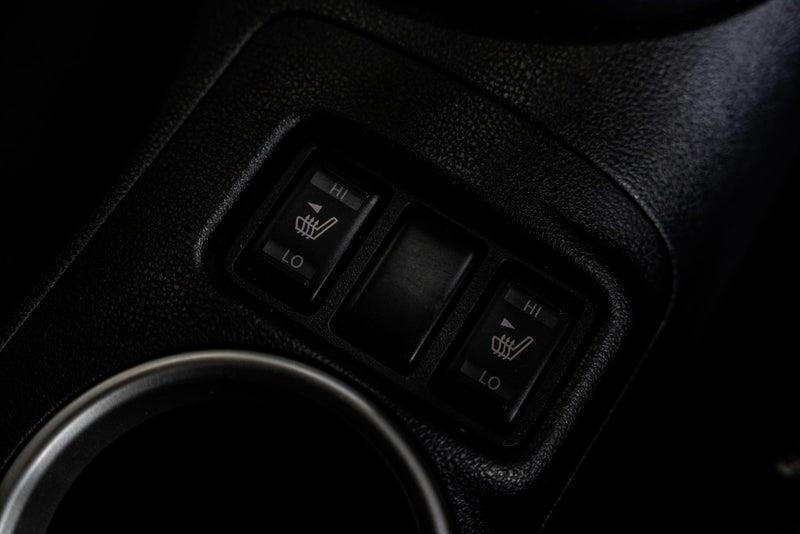 2014 Nissan Fairlady