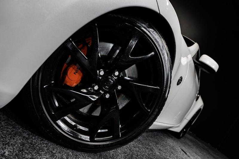 2014 Nissan Fairlady