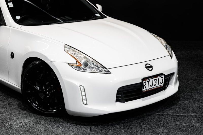 2014 Nissan Fairlady
