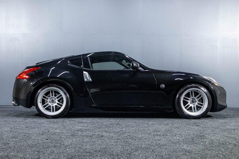 2009 Nissan Fairlady
