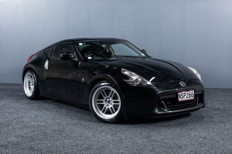 2009 Nissan Fairlady