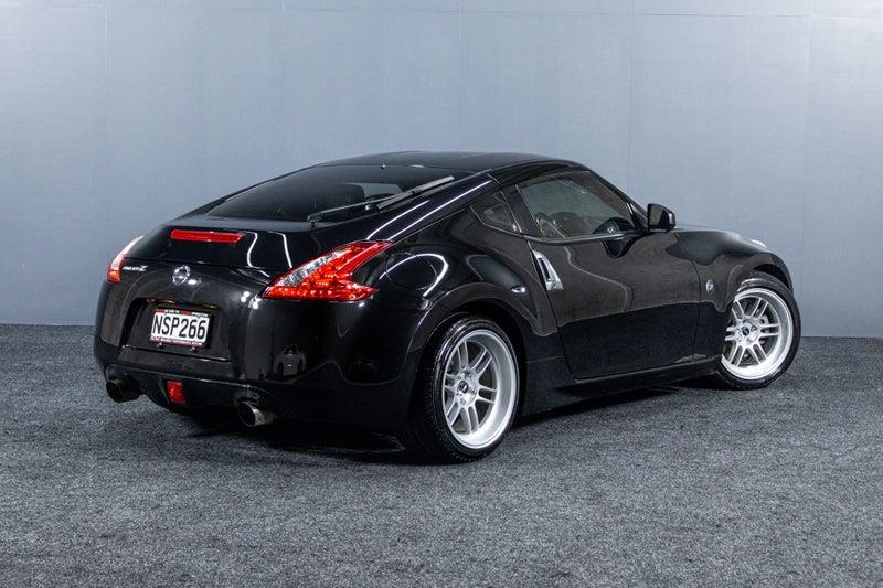 2009 Nissan Fairlady