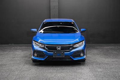 2018 Honda Civic - Thumbnail