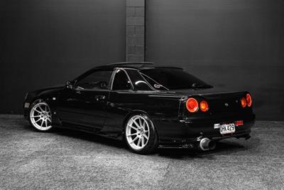 1998 Nissan Skyline - Thumbnail