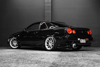 1998 Nissan Skyline - Thumbnail