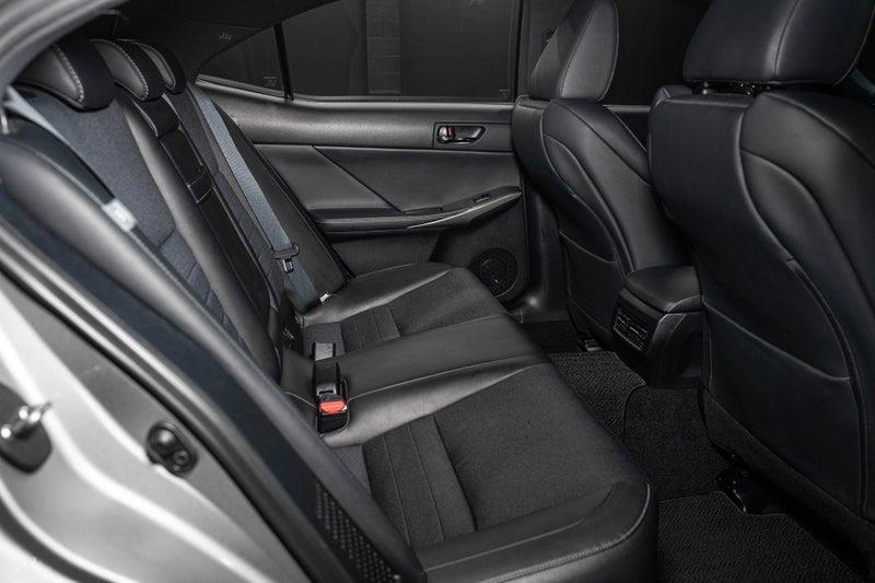 2015 Lexus IS 300h