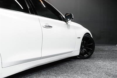 2015 Nissan Skyline - Thumbnail