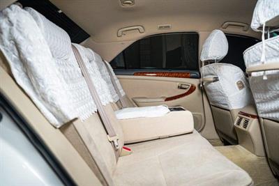 2004 Toyota Crown - Thumbnail