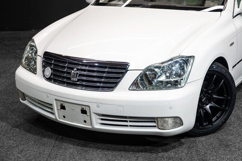 2004 Toyota Crown